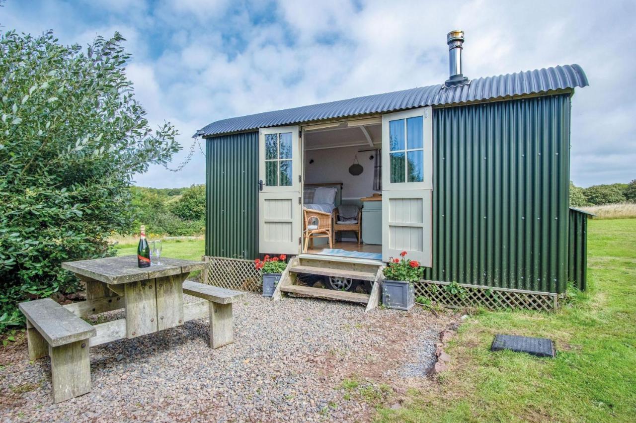 Haven View - 1 Bedroom Shepherds Hut - St Ishmaels Saint Ishmaels  外观 照片