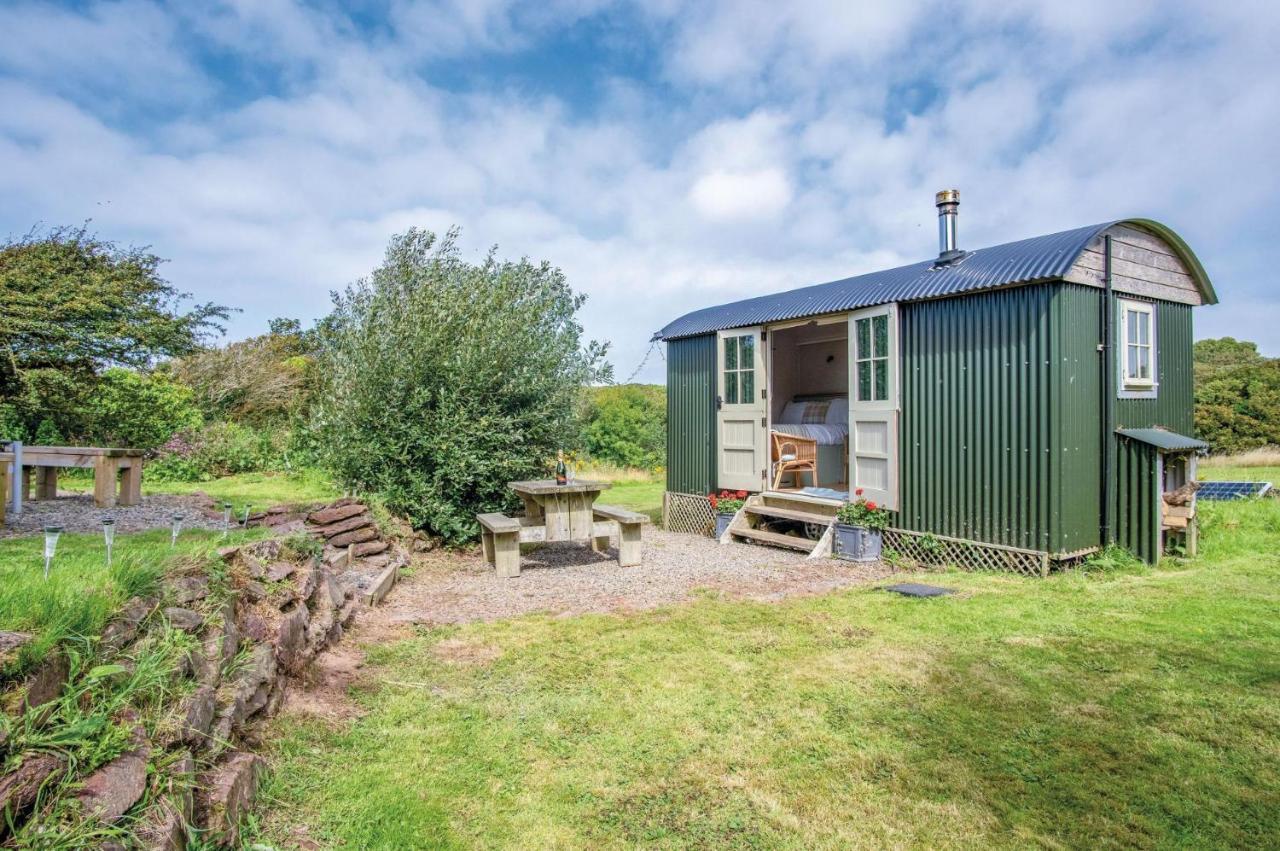 Haven View - 1 Bedroom Shepherds Hut - St Ishmaels Saint Ishmaels  外观 照片